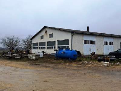 Eladó műhely - Veszprém / 6. kép