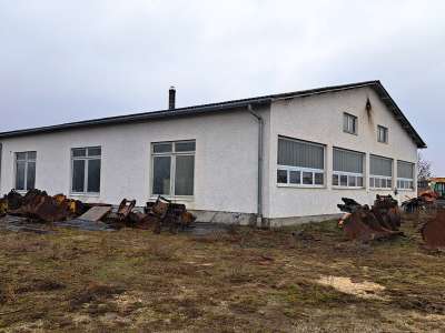 Eladó műhely - Veszprém / 7. kép