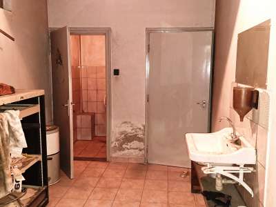 Eladó műhely - Veszprém / 23. kép