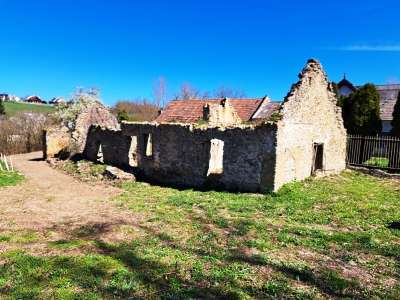 Eladó építési telek - Kapolcs / 2. kép