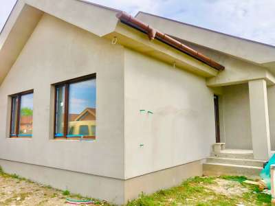 Eladó családi ház - Balatonszőlős / 1. kép