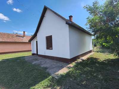 Eladó családi ház - Tiszaroff / 4. kép