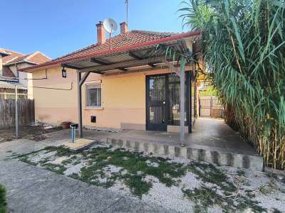 Eladó családi ház - Törökszentmiklós (Városközpont) / 1. kép