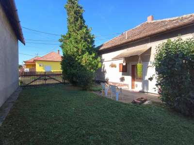 Eladó családi ház - Törökszentmiklós (Városközpont) / 3. kép