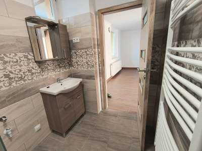 Eladó panellakás - Törökszentmiklós (Városközpont) / 6. kép