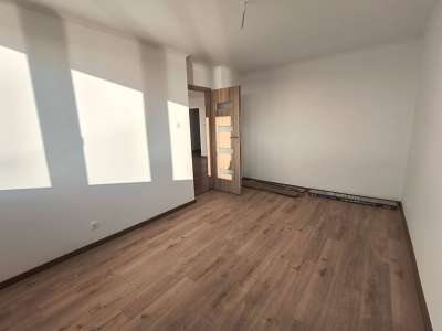 Eladó panellakás - Törökszentmiklós (Városközpont) / 11. kép