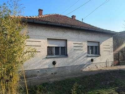 Eladó családi ház - Fegyvernek / 1. kép