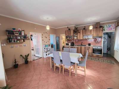 Eladó családi ház - Törökszentmiklós (Felvég) / 5. kép