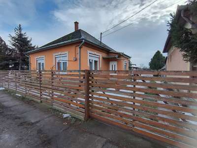 Eladó családi ház - Törökszentmiklós (Felvég) / 3. kép