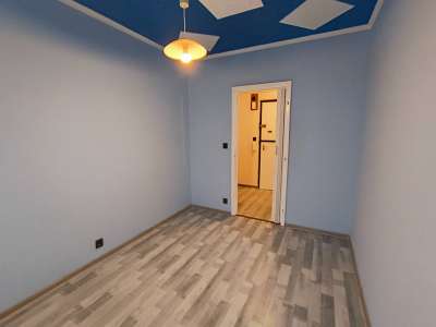 Eladó panellakás - Törökszentmiklós (Városközpont) / 3. kép