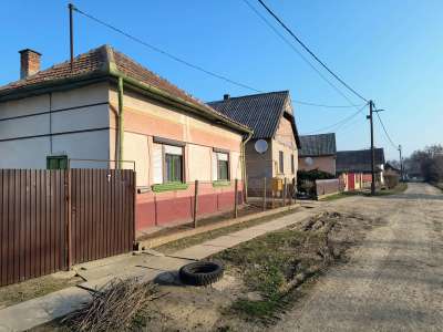 Eladó családi ház - Tiszapüspöki / 2. kép