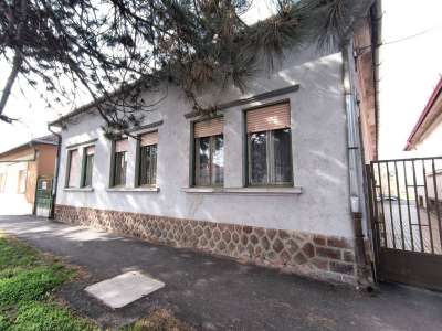 Eladó családi ház - Törökszentmiklós (Városközpont) / 1. kép