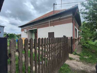 Eladó családi ház - Törökszentmiklós (Alvég) / 1. kép