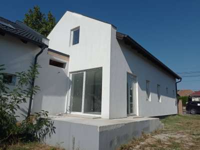 Eladó családi ház - Gödöllő (Kertváros) / 1. kép