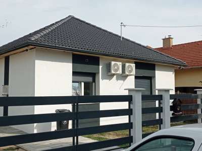 Eladó családi ház - Gödöllő (Királytelep) / 1. kép