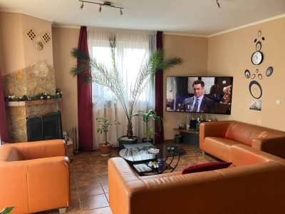 Eladó családi ház - Szada / 2. kép