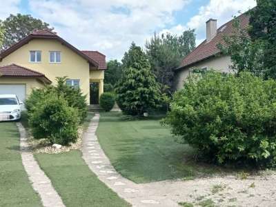 Eladó családi ház - Szada / 21. kép