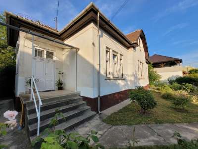 Eladó családi ház - Budapest XVI. kerület / 2. kép