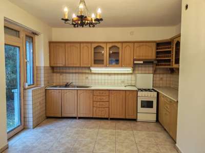 Eladó családi ház - Erdőkertes / 1. kép