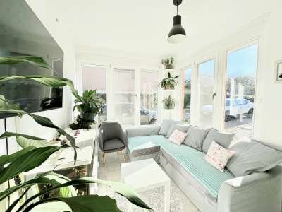 Eladó családi ház - Dány / 1. kép