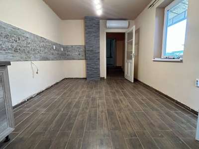 Eladó családi ház - Tura (Vasútújtelep) / 2. kép