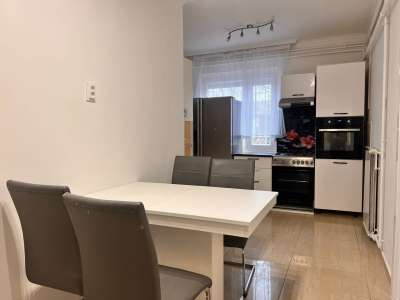 Kiadó téglalakás - Gödöllő (Belváros) / 1. kép