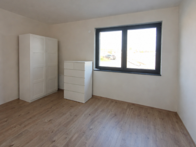 Eladó családi ház - Szada / 11. kép