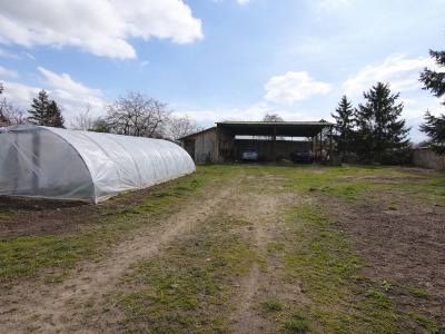 Eladó építési telek - Erdőkertes / 1. kép