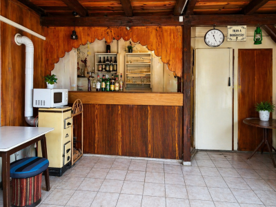 Eladó üzlethelyiség - Veresegyház (Revetek) / 1. kép