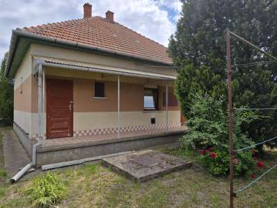 Eladó családi ház - Kőröstetétlen / 5. kép