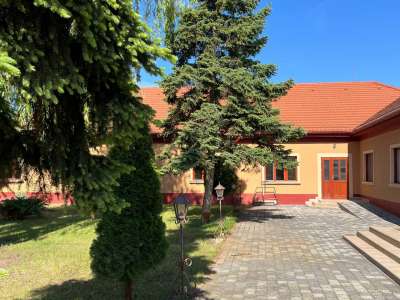 Eladó családi ház - Nyársapát / 1. kép