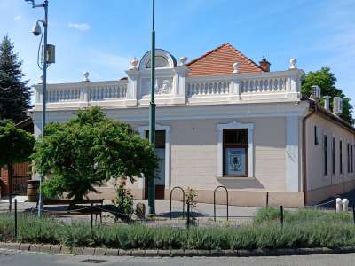 Eladó étterem, vendéglő, cukrászda - Cegléd (Belváros) / 1. kép