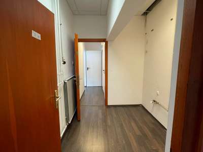 Kiadó üzlethelyiség - Szolnok (Belváros) / 8. kép