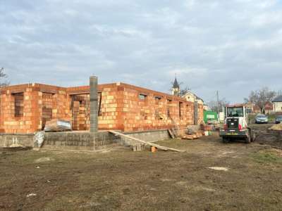 Eladó téglalakás - Újszász (Újszász) / 9. kép