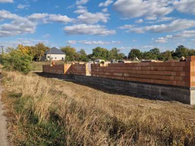 Eladó ikerház - Újszász (Újszász) / 1. kép