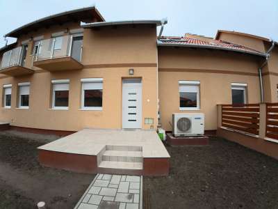 Eladó téglalakás - Cegléd (Budai út) / 1. kép