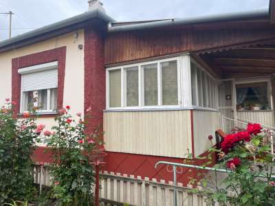 Eladó családi ház - Újszász (Újszász) / 4. kép