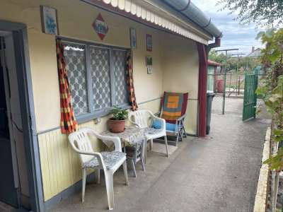 Eladó családi ház - Újszász (Újszász) / 9. kép