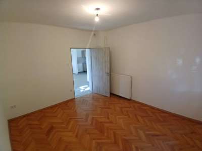 Eladó családi ház - Cegléd / 5. kép