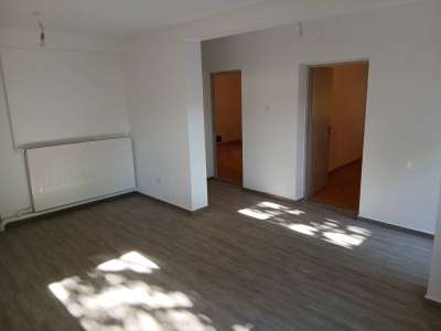 Eladó családi ház - Cegléd / 3. kép