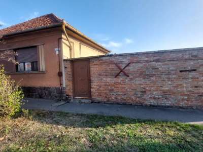 Eladó családi ház - Cegléd (Alszeg) / 1. kép