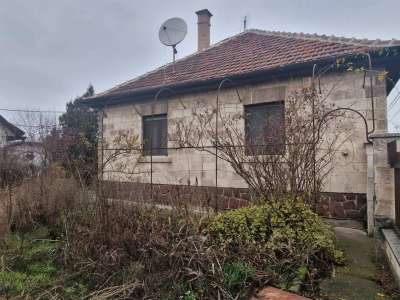 Eladó családi ház - Cegléd / 1. kép