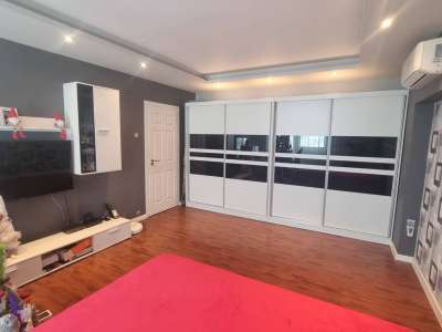 Eladó panellakás - Cegléd / 2. kép