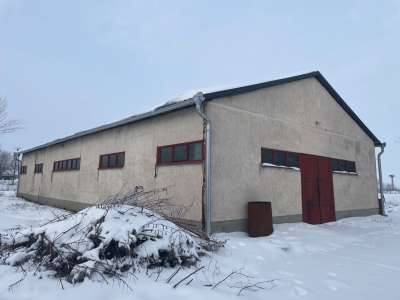 Eladó telephely - Tiszajenő / 1. kép