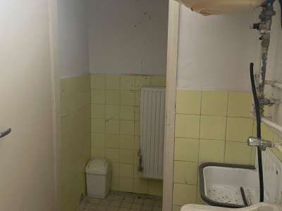 Eladó üzlethelyiség - Tiszajenő / 11. kép