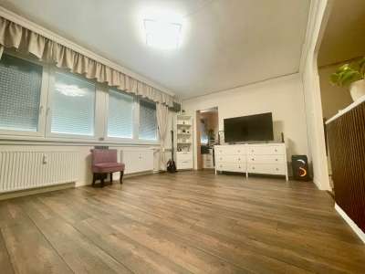 Eladó panellakás - Szolnok (Belváros) / 6. kép