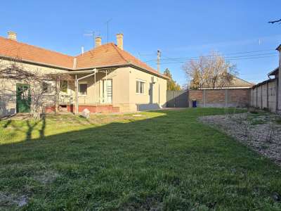 Eladó családi ház - Cegléd (újváros) / 4. kép