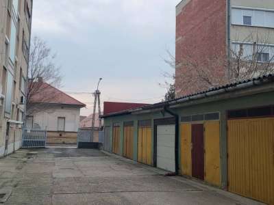 Eladó garázs - Cegléd (Belváros) / 4. kép