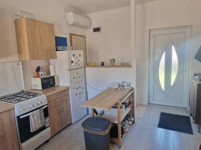 Eladó családi ház - Törtel / 2. kép