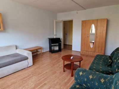 Eladó panellakás - Cegléd (Belváros) / 3. kép